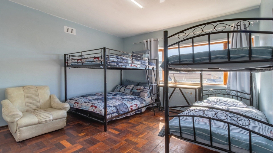 2 Bedroom Property for Sale in Muizenberg Western Cape